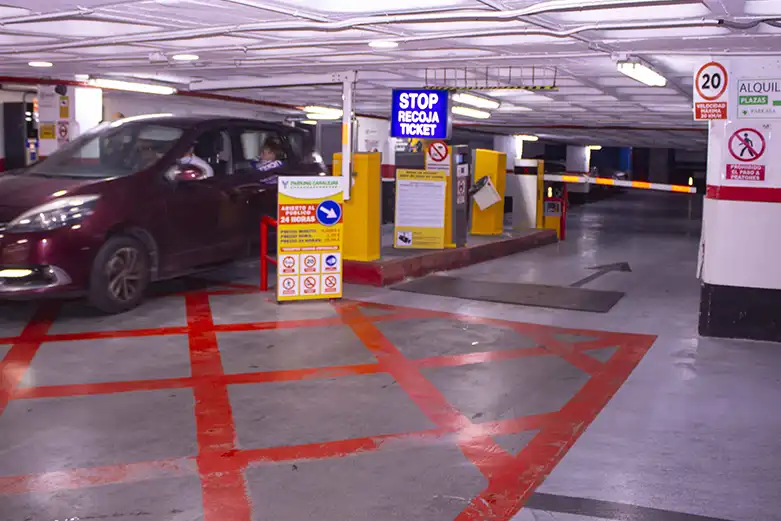 Tarifas y abonos del Parking Canalejas